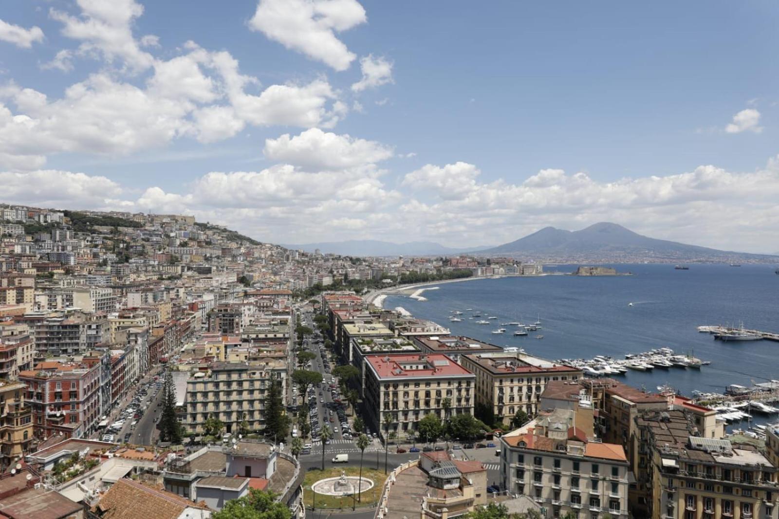 Cuore Napoli Centro Bagian luar foto