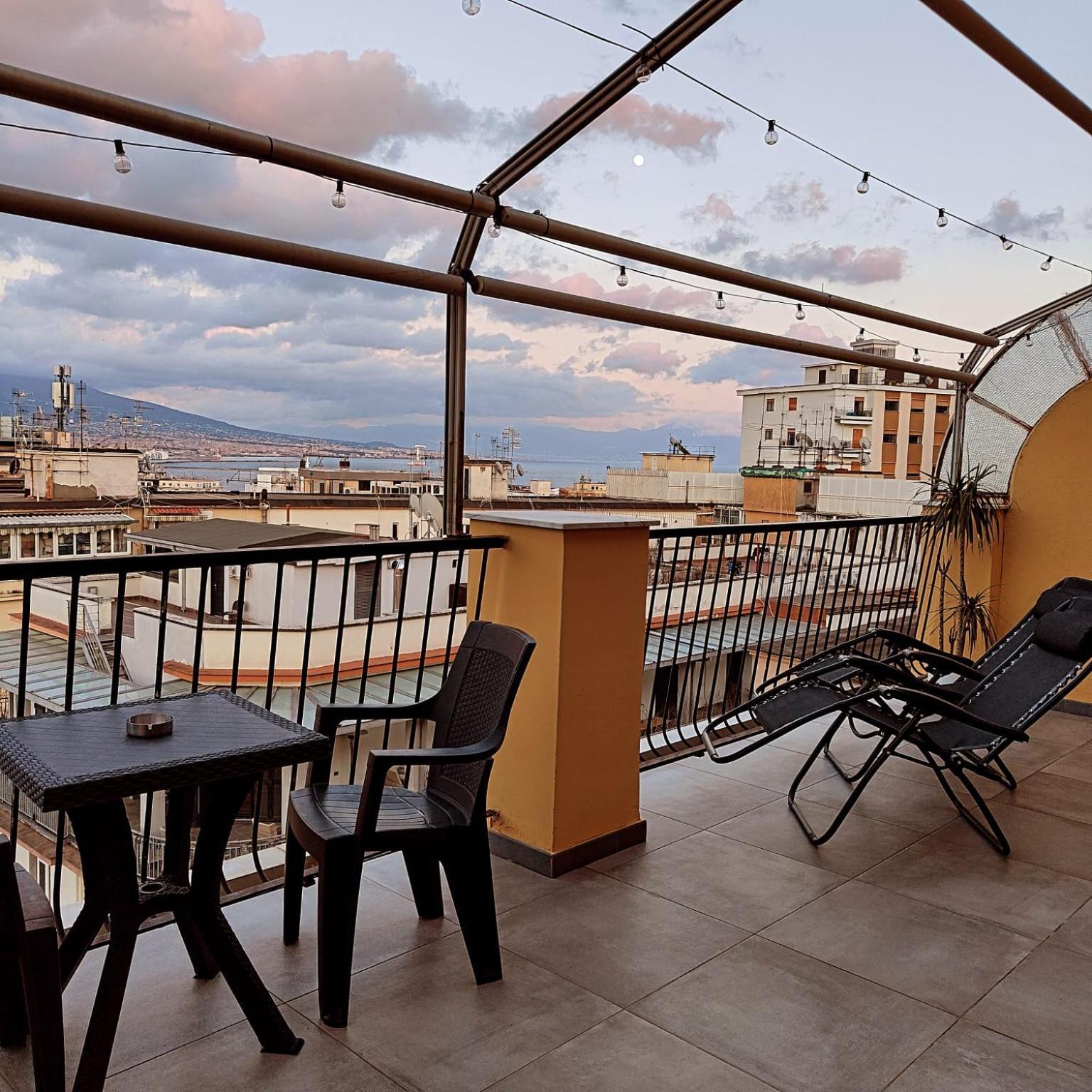 Cuore Napoli Centro Bagian luar foto